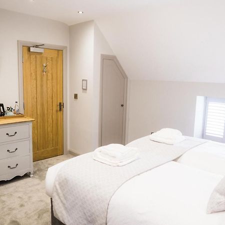 Rutland Water Courtyard Rooms Окем Екстер'єр фото